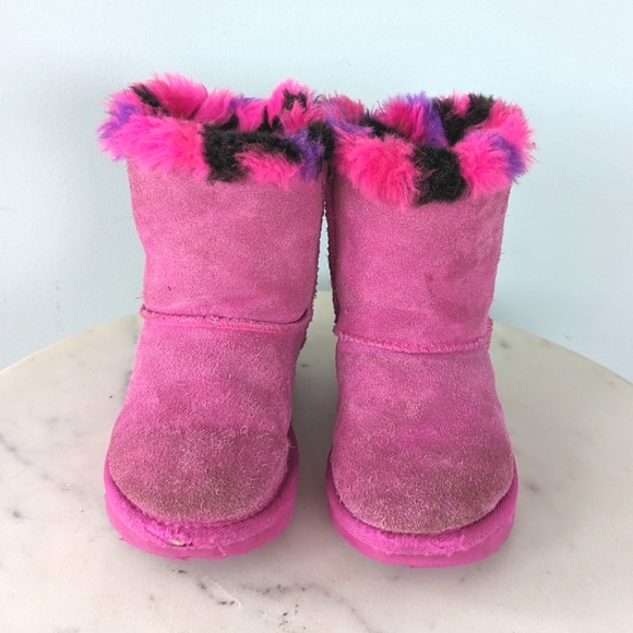 UGG Toddler Girls Bailey Bow Pink & Purple Boots - Picture 4 of 11
